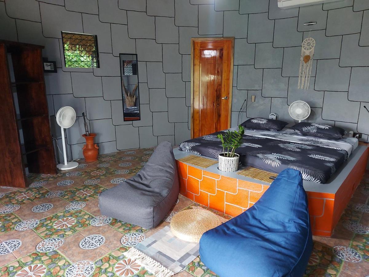 Rhenmart-Inn Siquijor Exteriör bild